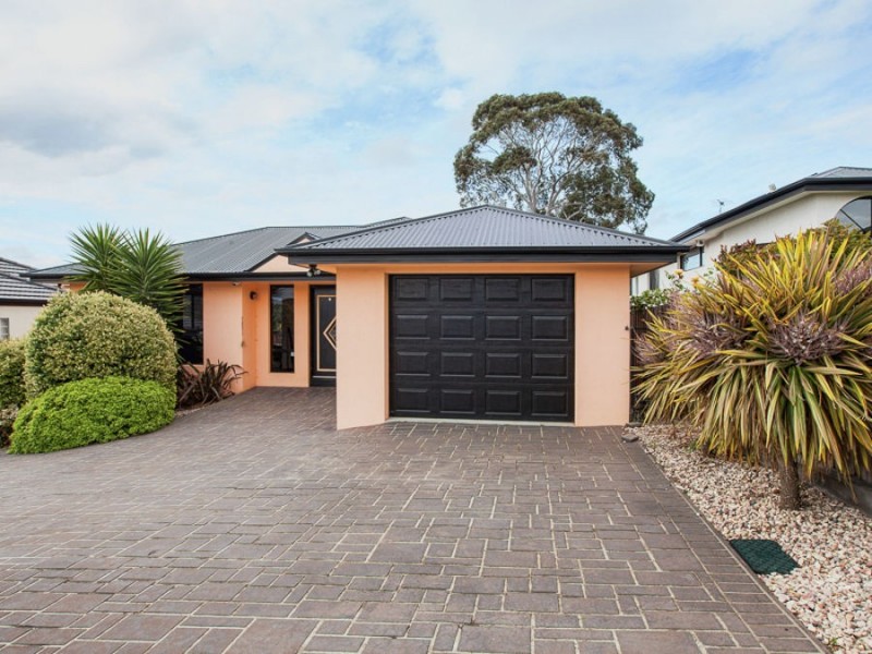 9 Paige Court, Warrane TAS 7018