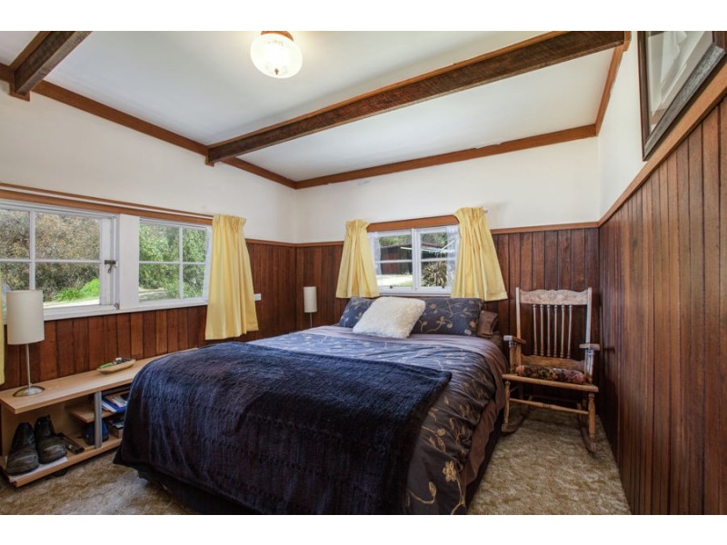 5287 Arthur Highway, Eaglehawk Neck TAS 7179