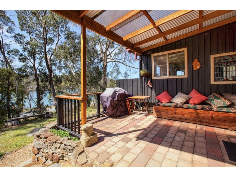 5287 Arthur Highway, Eaglehawk Neck TAS 7179