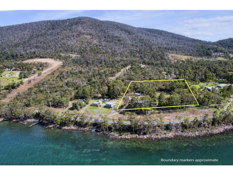 5287 Arthur Highway, Eaglehawk Neck TAS 7179