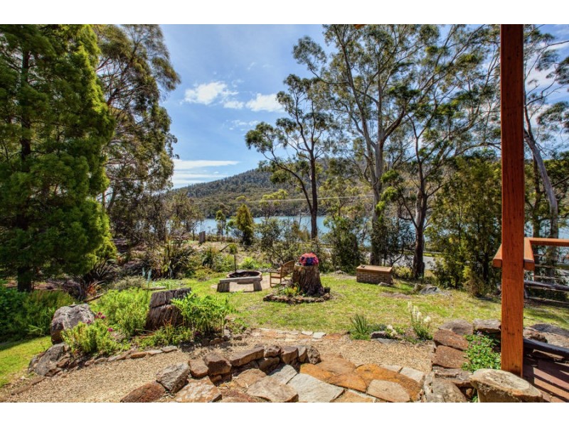 5287 Arthur Highway, Eaglehawk Neck TAS 7179