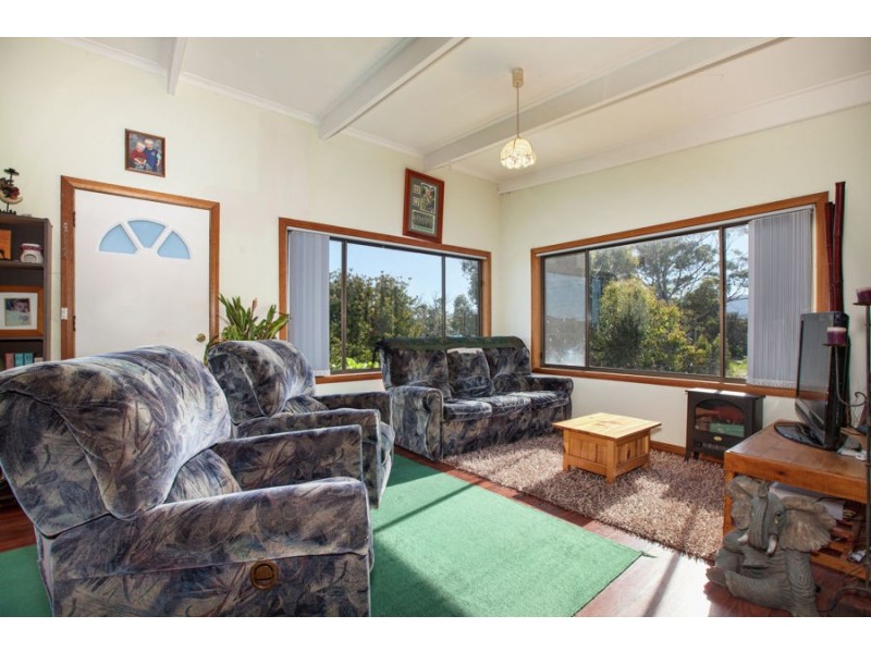 463 White Beach Road, White Beach TAS 7184