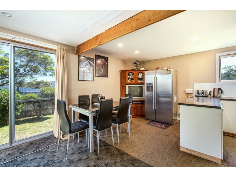 17 Olive Place, White Beach TAS 7184