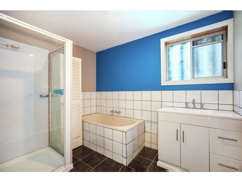 17 Olive Place, White Beach TAS 7184
