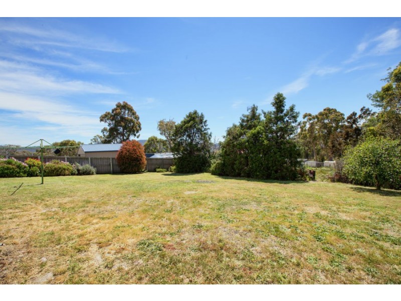 17 Olive Place, White Beach TAS 7184