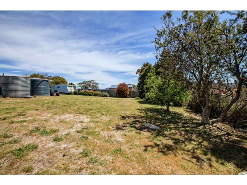 17 Olive Place, White Beach TAS 7184