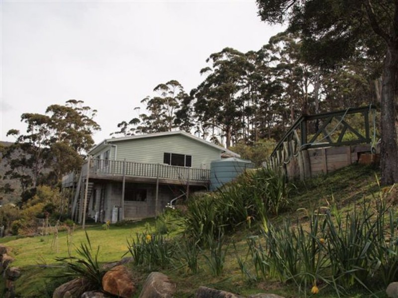 2-4 Hawks Lane, Eaglehawk Neck TAS 7179