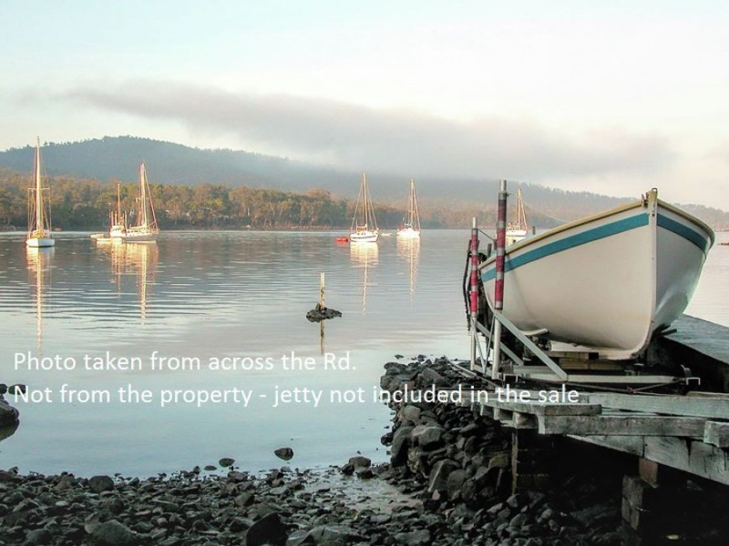 122 Old Jetty Road, Eaglehawk Neck TAS 7179