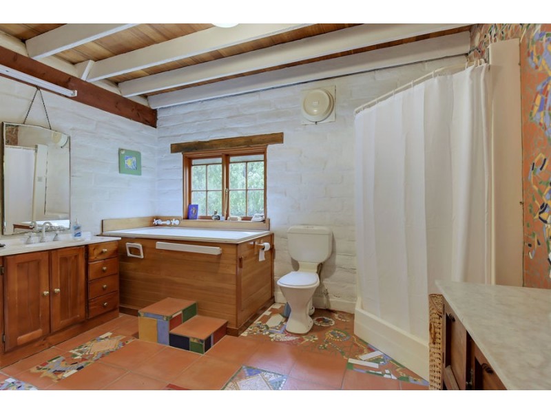 5629 Arthur Highway, Eaglehawk Neck TAS 7179