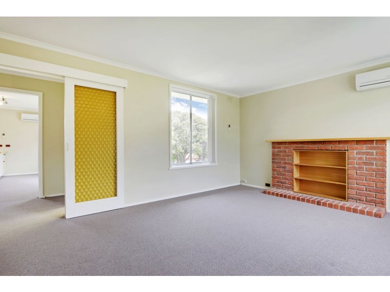 16 Calvert Street, Rokeby TAS 7019