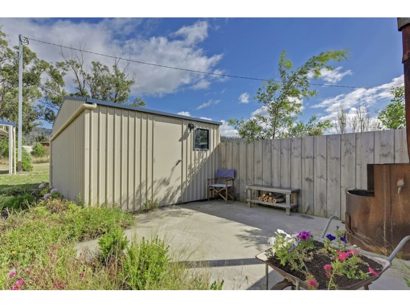 11 Clark Street, Dunalley TAS 7177