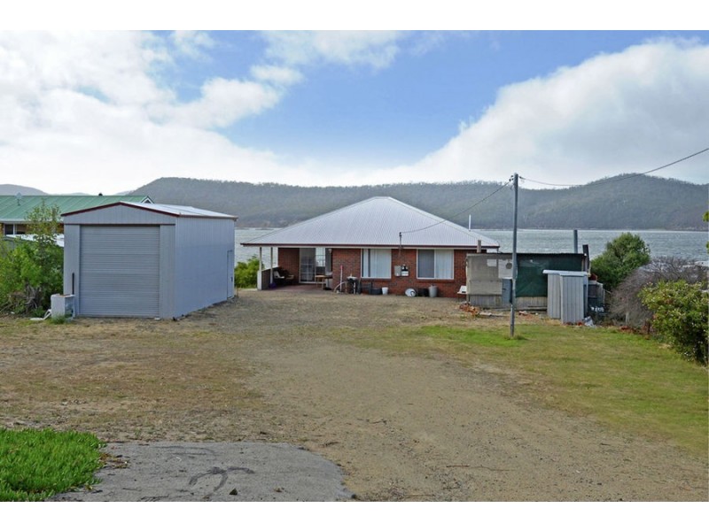 570 White Beach Road, White Beach TAS 7184