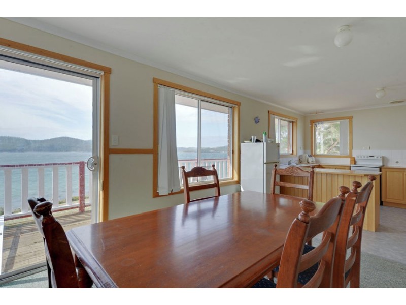 570 White Beach Road, White Beach TAS 7184