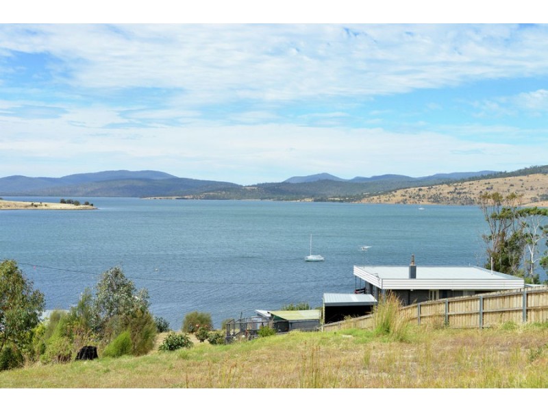 48 Bay Road, Boomer Bay TAS 7177