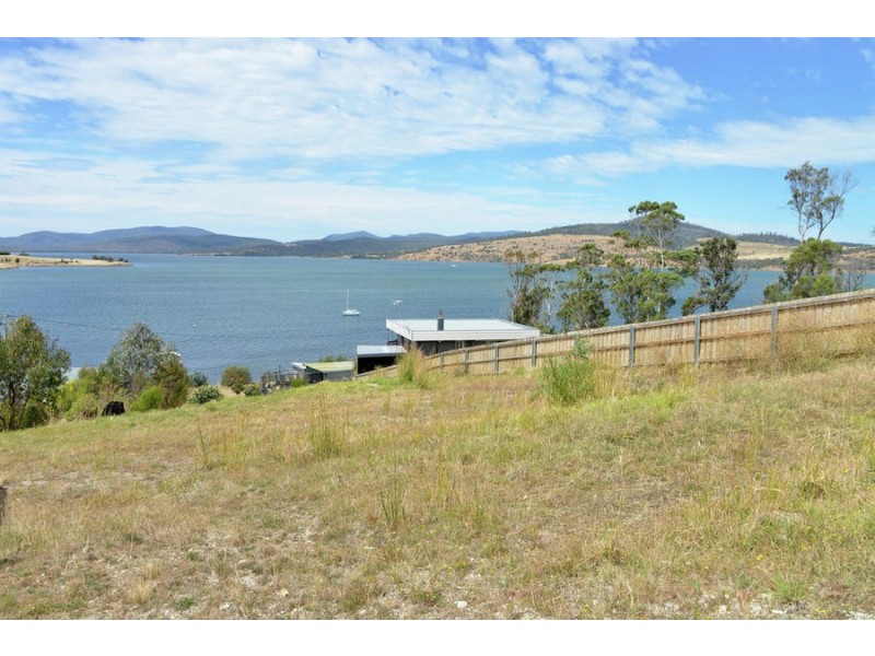 48 Bay Road, Boomer Bay TAS 7177