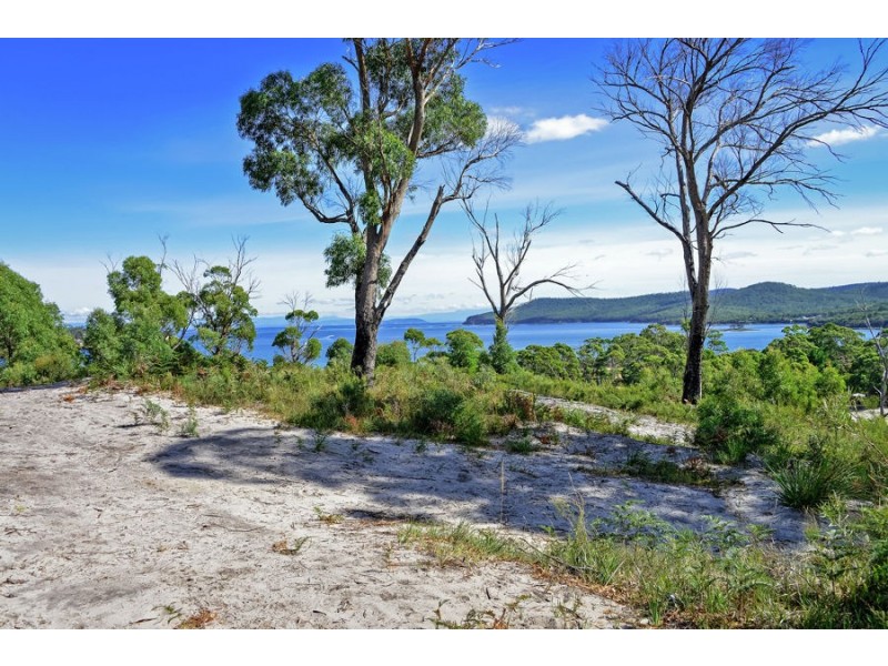 L1/225 White Beach Road, White Beach TAS 7184