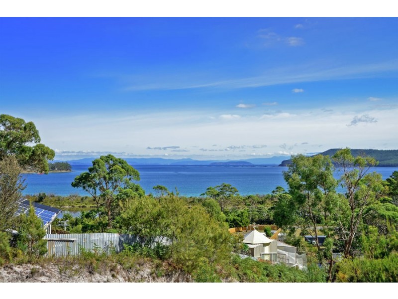 L1/225 White Beach Road, White Beach TAS 7184