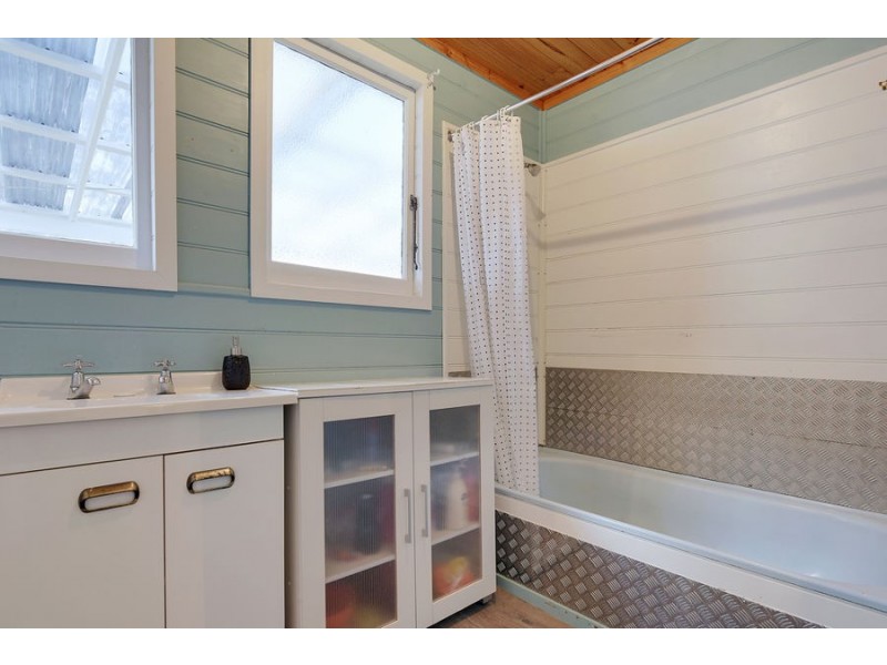 21 Tasman Highway, Orford TAS 7190