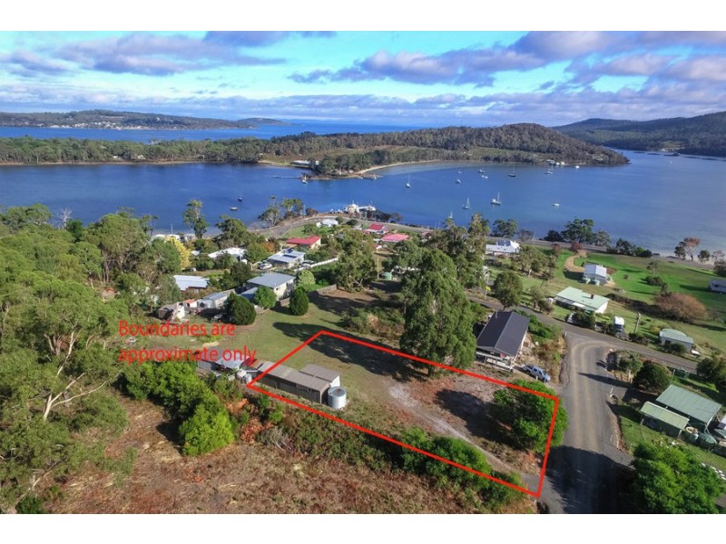 8 Turvey Avenue, Nubeena TAS 7184