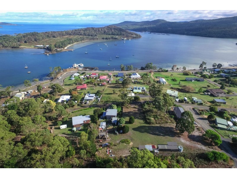 8 Turvey Avenue, Nubeena TAS 7184