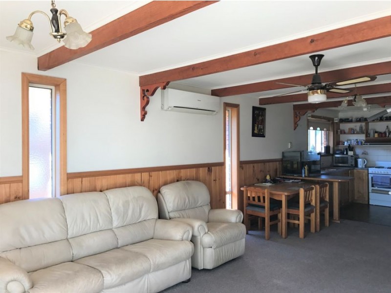 20 Jetty Road, Dodges Ferry TAS 7173