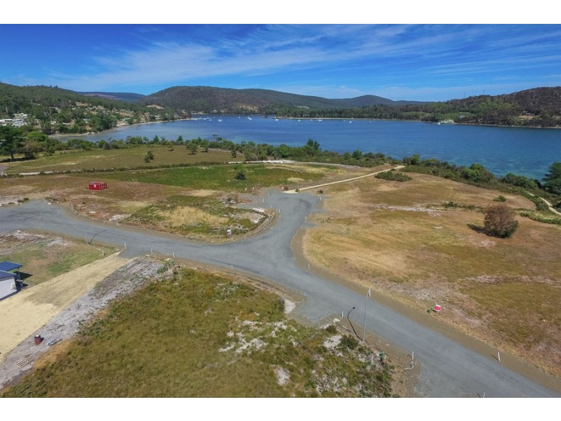 8 Cartela Drive, Nubeena TAS 7184