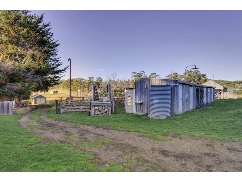 701 Arthur Highway, Forcett TAS 7173