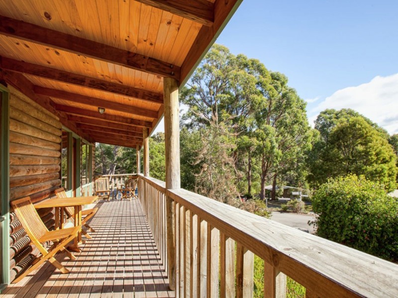 U17 Stewarts Bay Lodge, 6955 Arthur Highway, Port Arthur TAS 7182