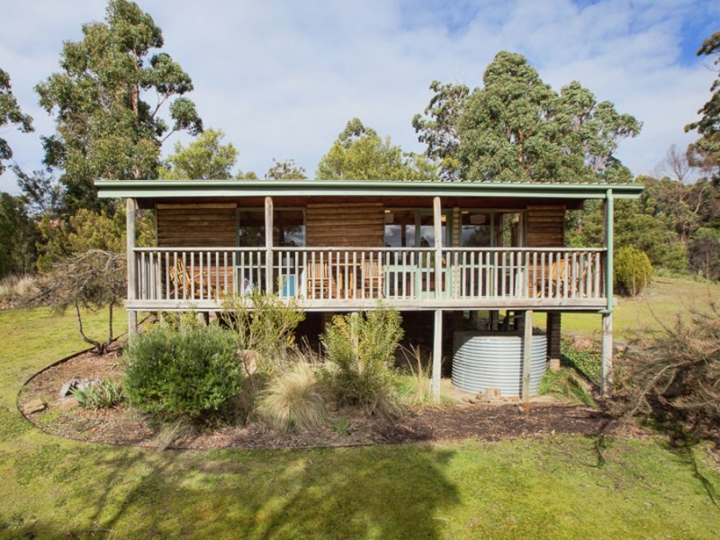 U17 Stewarts Bay Lodge, 6955 Arthur Highway, Port Arthur TAS 7182