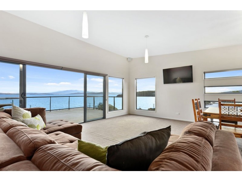 27 Robinia Street, Primrose Sands TAS 7173