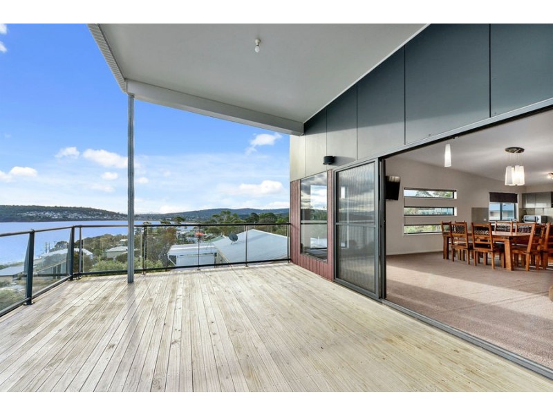27 Robinia Street, Primrose Sands TAS 7173