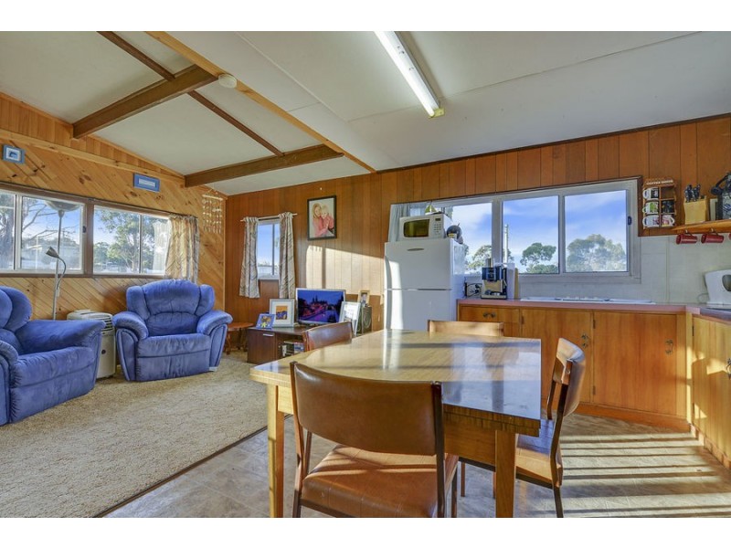 6 Cliffords Road, Saltwater River TAS 7186
