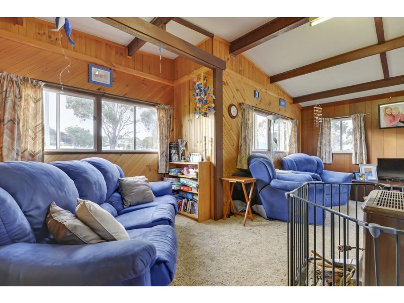 6 Cliffords Road, Saltwater River TAS 7186