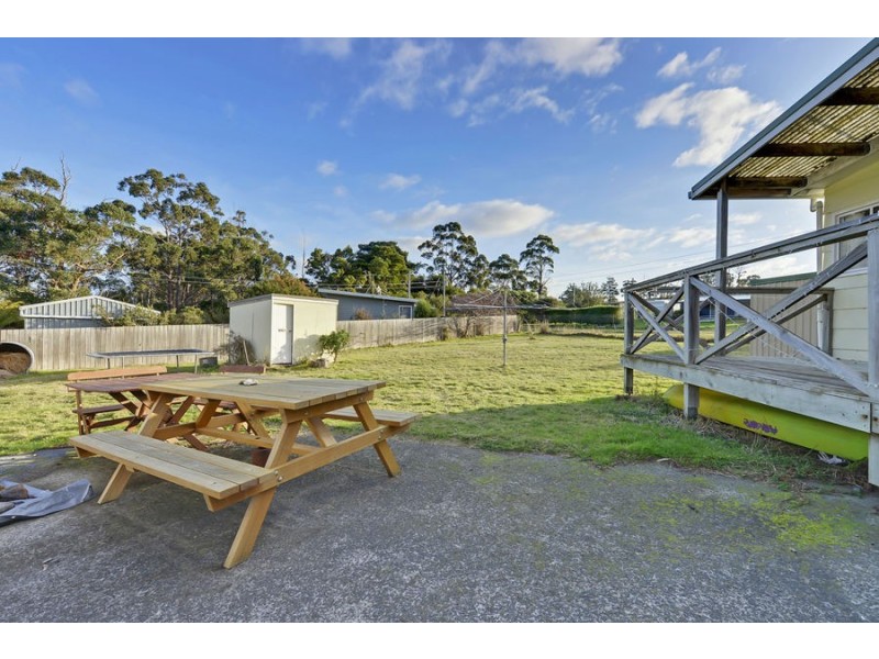 6 Cliffords Road, Saltwater River TAS 7186