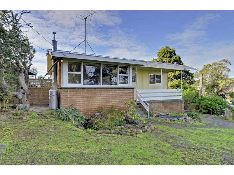 9 Promenade, Dodges Ferry TAS 7173