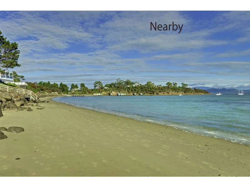 9 Promenade, Dodges Ferry TAS 7173