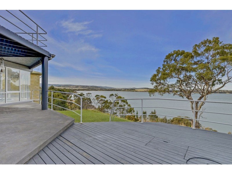 461 Shark Point Road, Penna TAS 7171