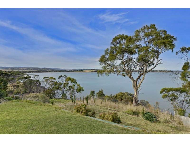 461 Shark Point Road, Penna TAS 7171