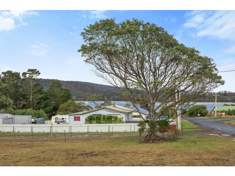 7 Peace Street, Nubeena TAS 7184