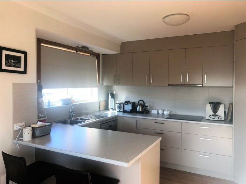 43 First Avenue, Midway Point TAS 7171