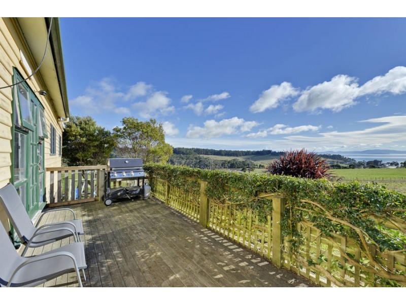 100 Jones Road, Premaydena TAS 7185