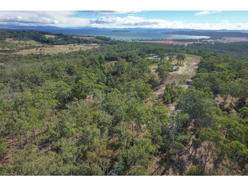 311 Gwandalan Road, Sloping Main TAS 7186