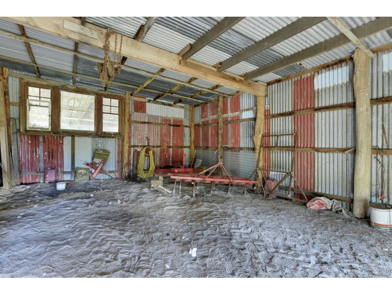 311 Gwandalan Road, Sloping Main TAS 7186