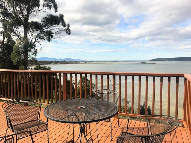 36 Craigs Hill Road, Boomer Bay TAS 7177