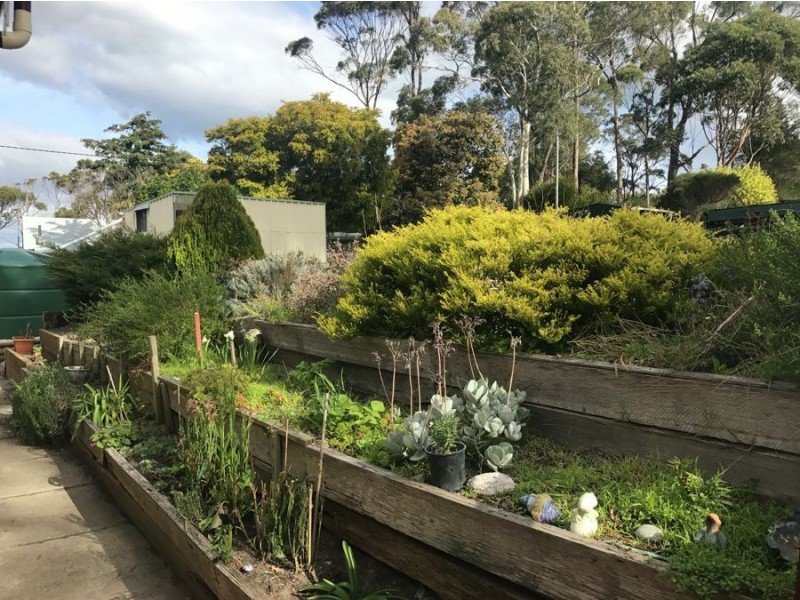 36 Craigs Hill Road, Boomer Bay TAS 7177