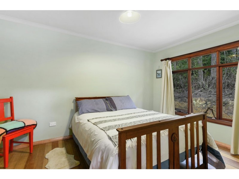 311 Pirates Bay Drive, Eaglehawk Neck TAS 7179