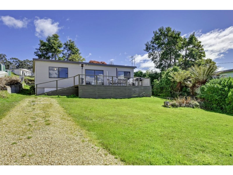 6 Noyes Road, White Beach TAS 7184
