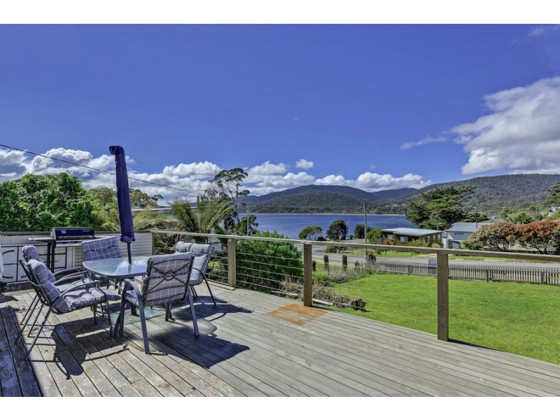 6 Noyes Road, White Beach TAS 7184
