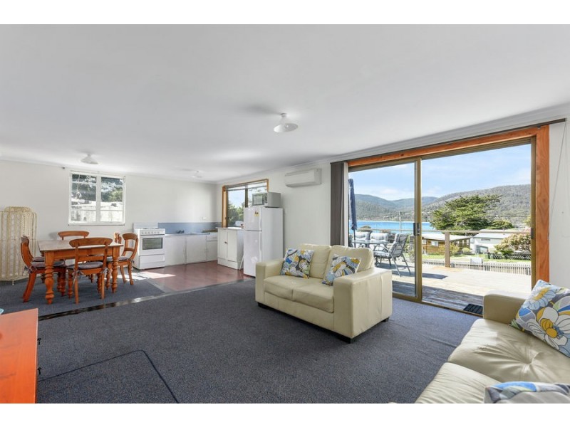 6 Noyes Road, White Beach TAS 7184