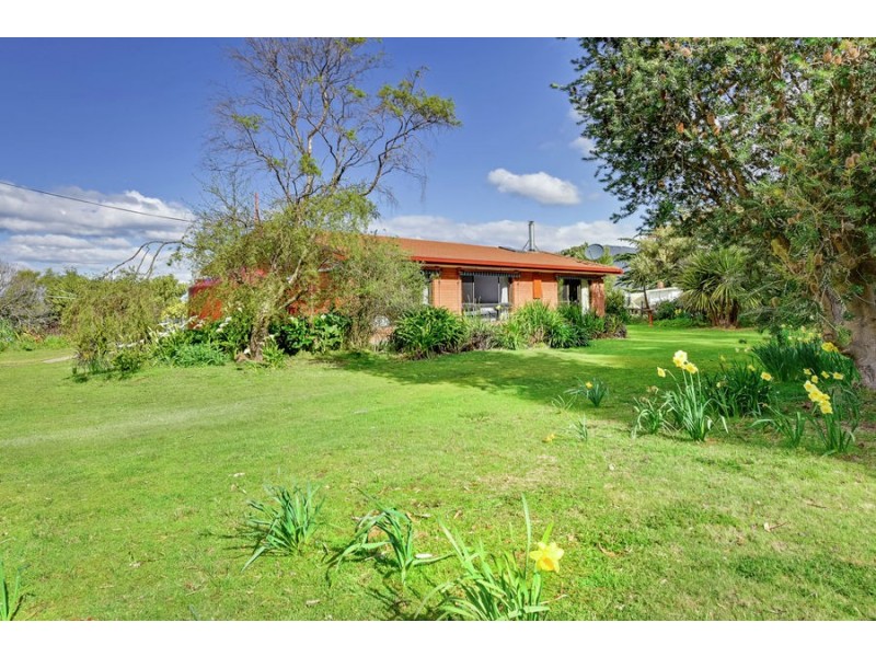 435 Pirates Bay Drive, Eaglehawk Neck TAS 7179